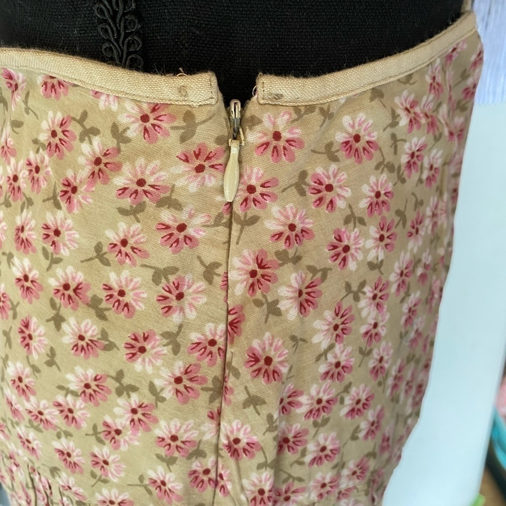 EUC St‎ Johnson bay floral skirt - Picture 7 of 9